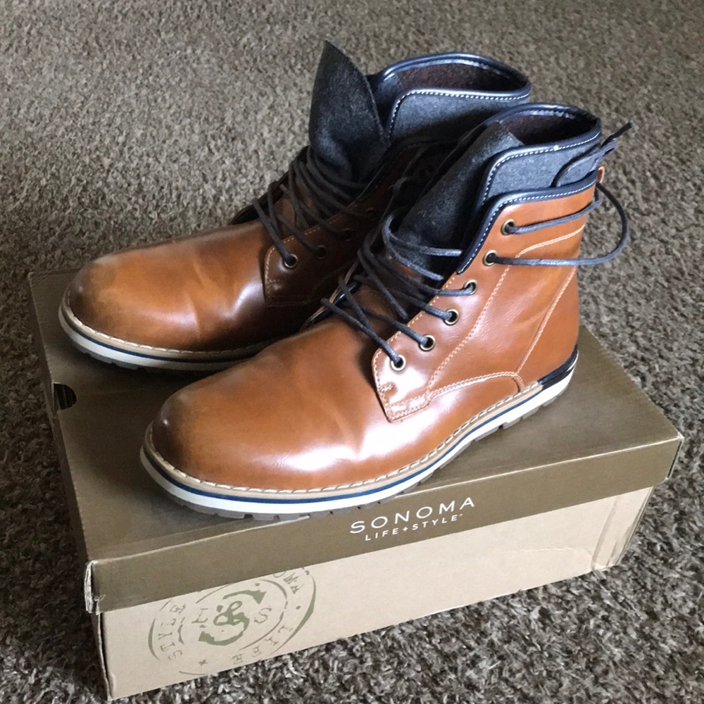 Sonoma boots